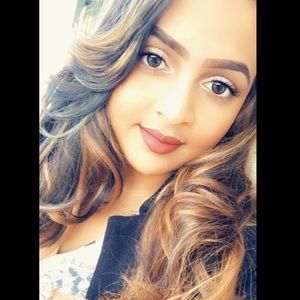 Meet your Posher, Samantha